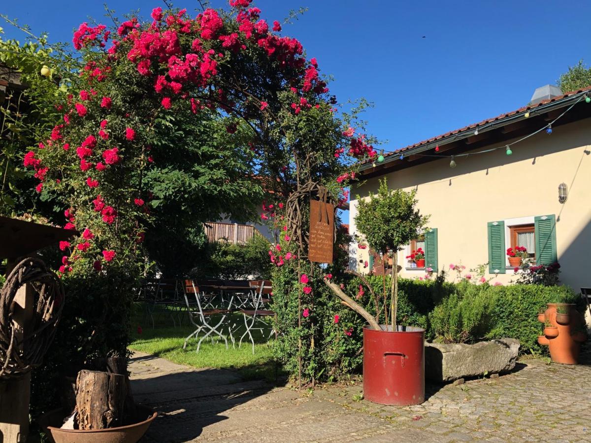 Landgasthof Zum Kirchenwirt Hotel Kellberg  Exterior photo